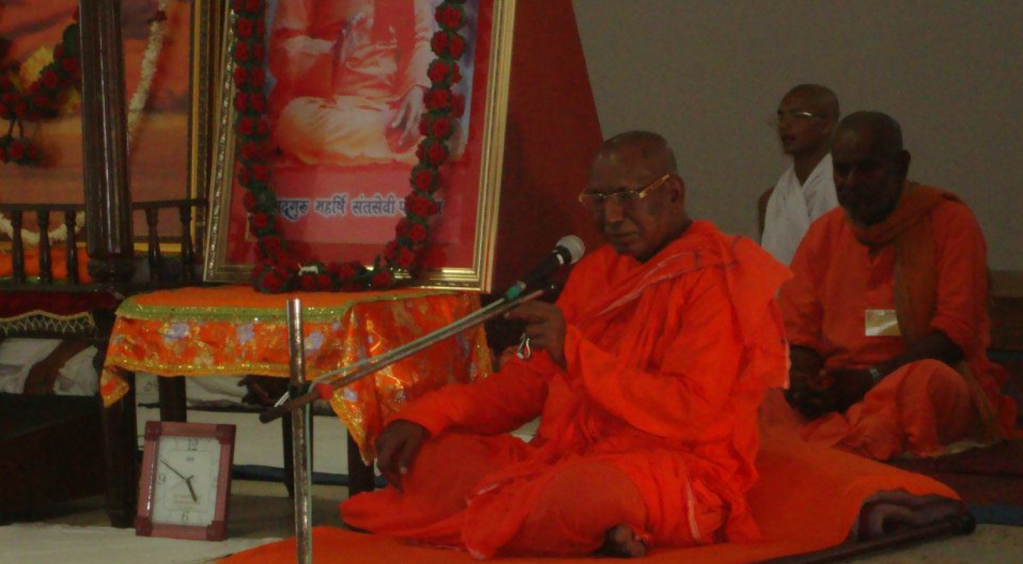 SwamiAchyutanandBabaMeditationCamp1BG.png