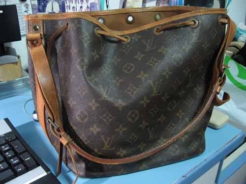 Treasure for Sale: Louis Vuitton Round Drum Bag (SOLD)