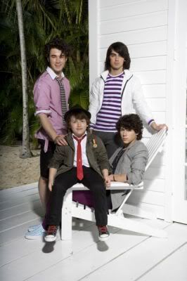 KevinFrankieJoeNick.jpg The Jonas Brothers and Frankie image by jonaslover02 KevinFrankieJoeNick.jpg The Jonas Brothers and Frankie image by jonaslover02
