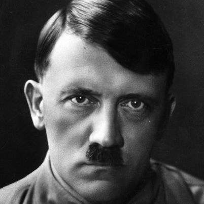 Adolf-Hitler-9340144-2-4021.jpg