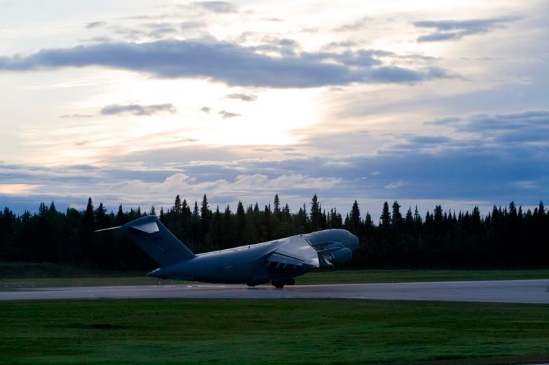 IMAGE: http://i254.photobucket.com/albums/hh116/Violented16/C17-01.jpg