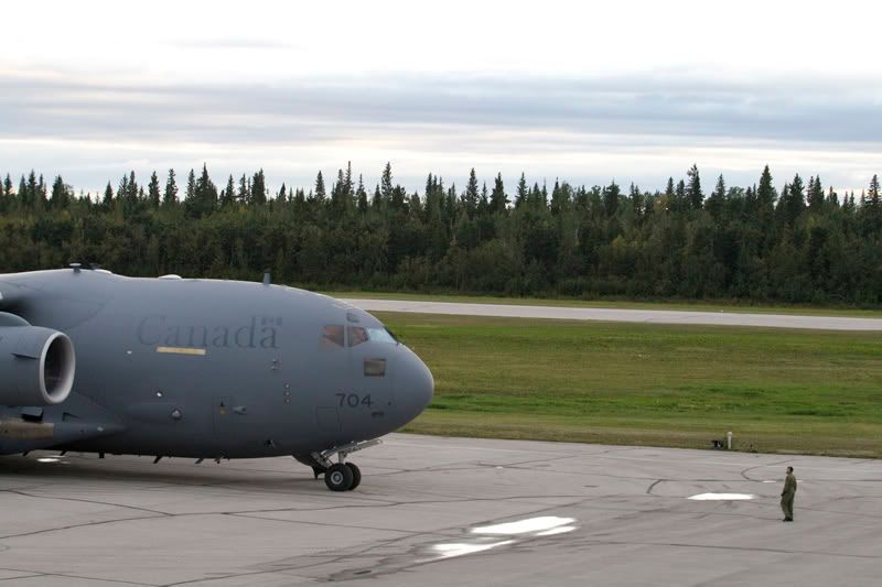 IMAGE: http://i254.photobucket.com/albums/hh116/Violented16/C17-04.jpg