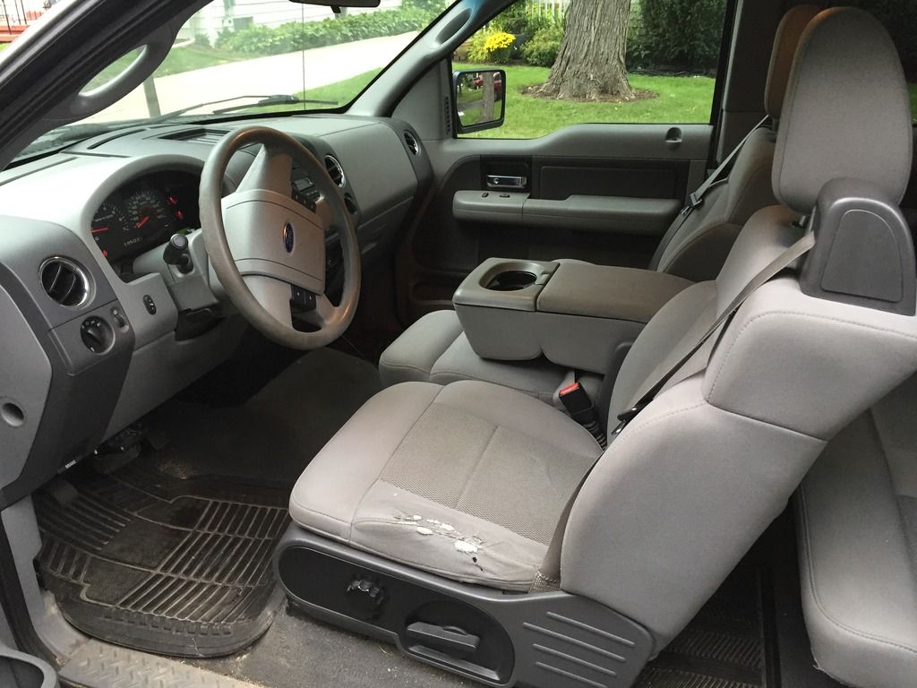 http://i254.photobucket.com/albums/hh117/audiurs41994/2006%20F150/IMG_6852_zpsq7ajbdjl.jpg